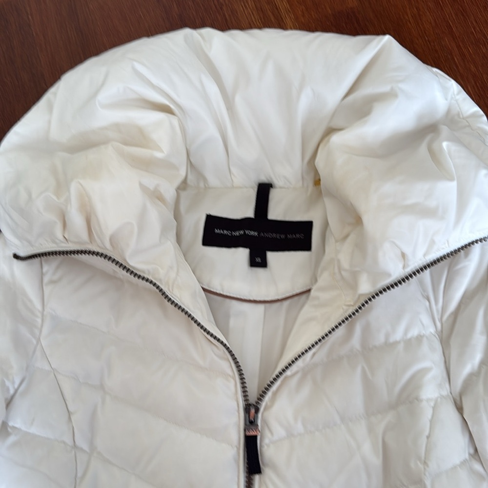 Jacket - Picture 2 of 5